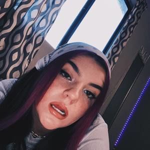 Meet your Posher, Abby